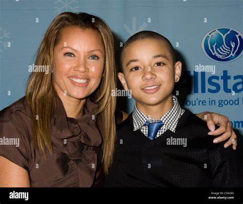 devin hervey|vanessa williams and her children.